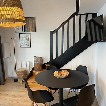Et Fougeres Appartement *